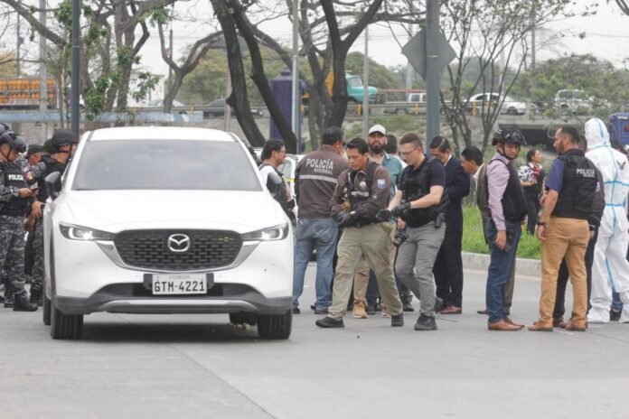 En prisión preventiva dos detenidos en Ecuador por su presunta participación en el asesinato del fiscal César Suárez que investigaba el asalto de TC Televisión.